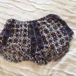 Brandy Melville shorts